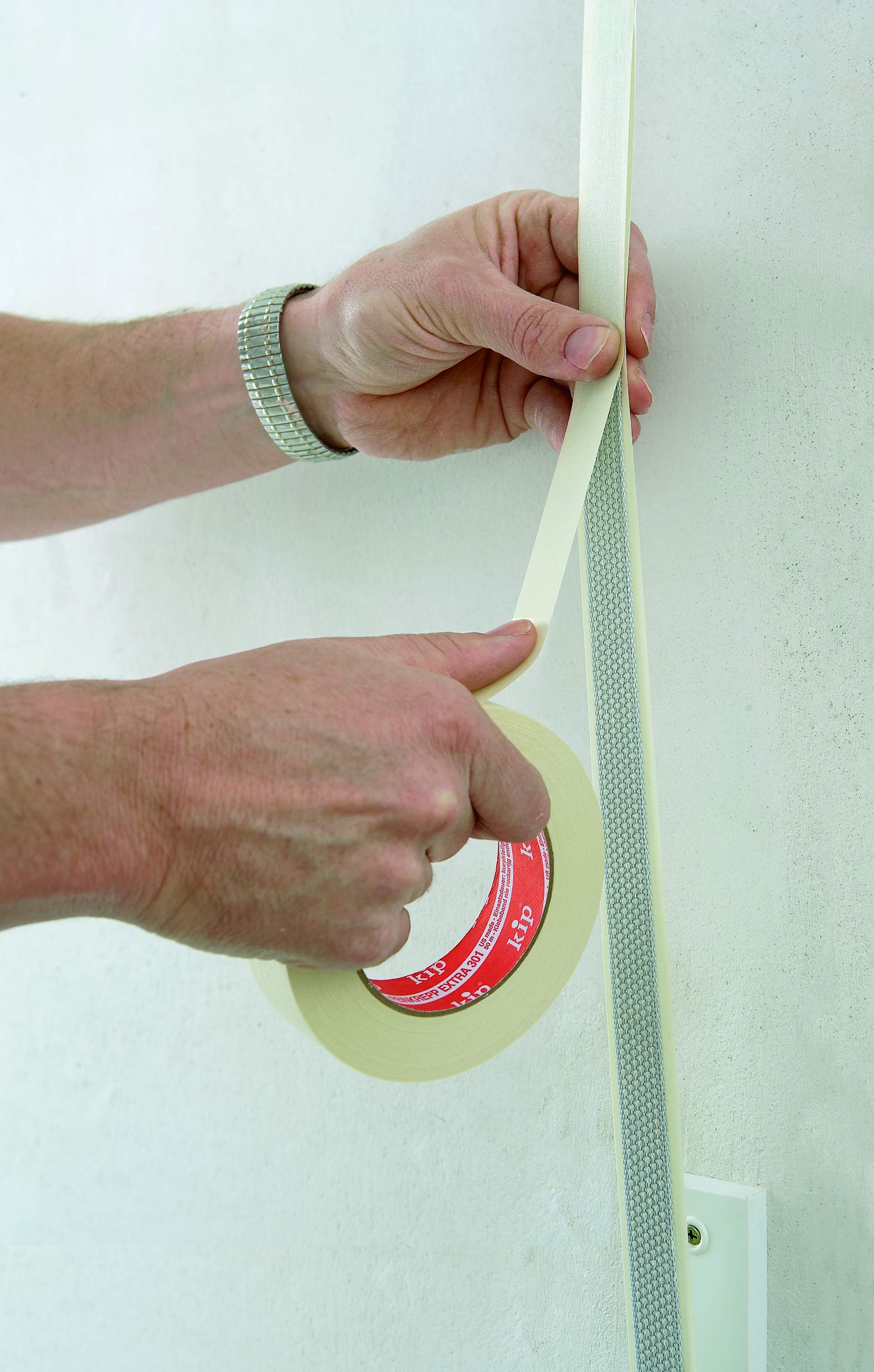 kip-tape-301-30-feinkrepp-malerkrepp-30-mm-x-50-m-professionelles-abdeckband image 3