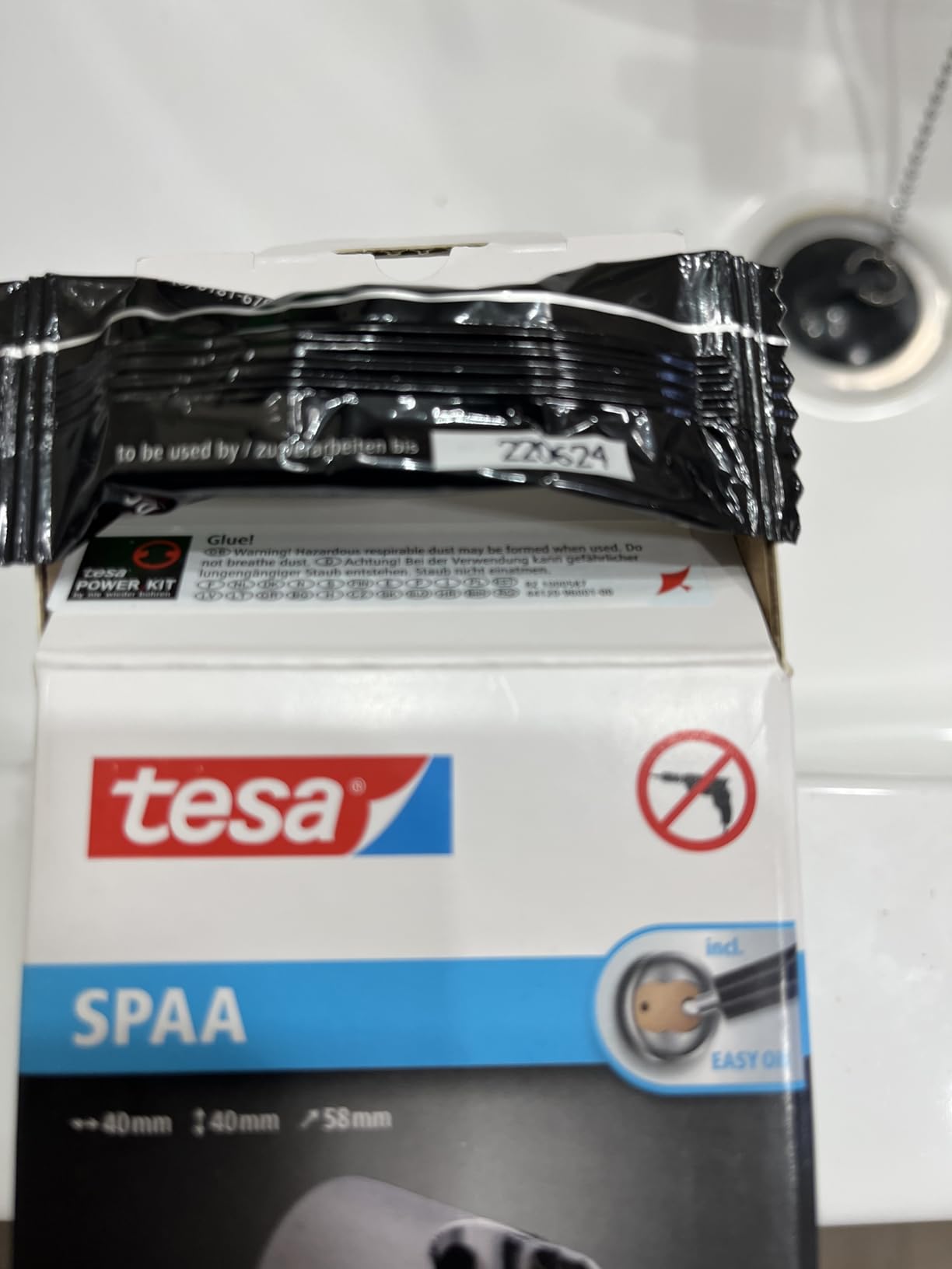 Hält ohne Bohren in der Dusche