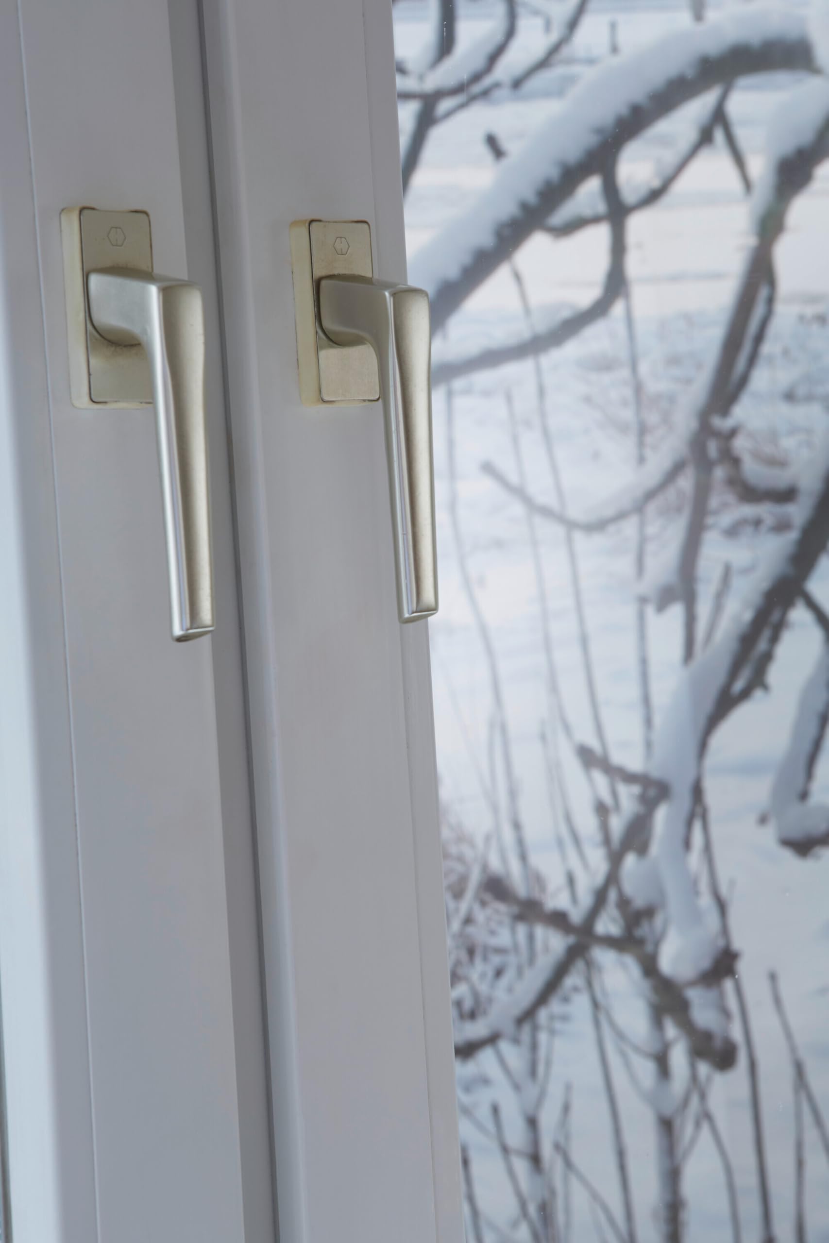 tesa-insulation-fenster-isolierfolie-transparent-1-7-m-x-1-5-m image 4